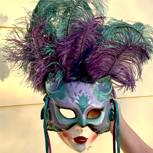 Porcelain Mask Wall Decor - Picture 2 of 6